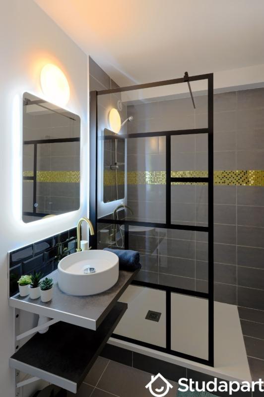 Chambre - 15 m² - 1 pièce