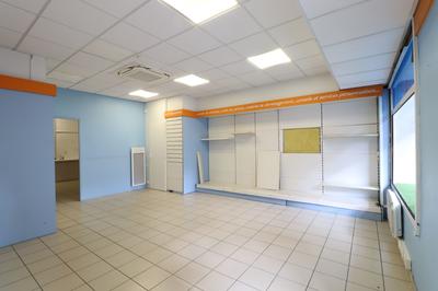 Local commercial - 54 m² - 2 pièces