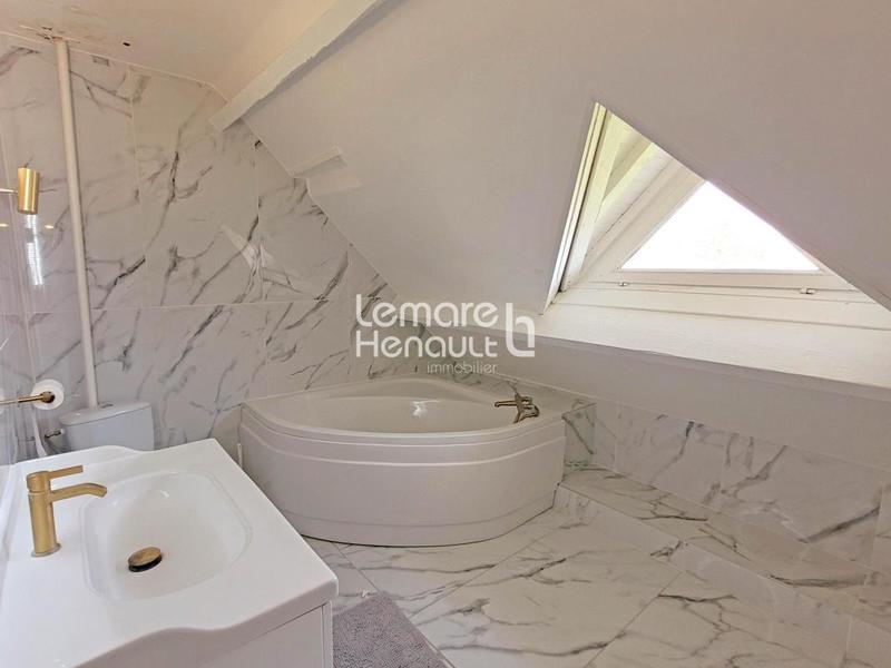 Pavillon - 105 m² - 6 pièces