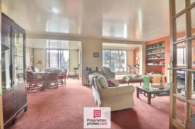 Immeuble - 315 m² - 15 pièces