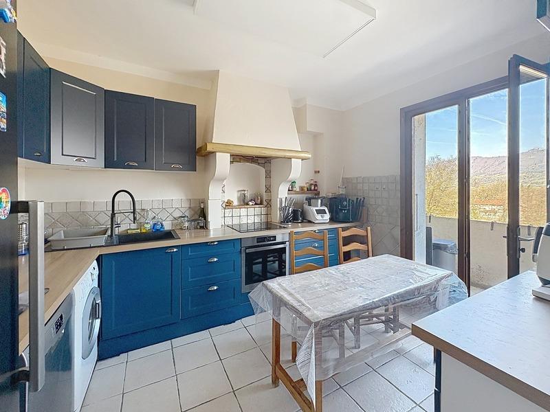 Appartement - 91 m² - 4 pièces