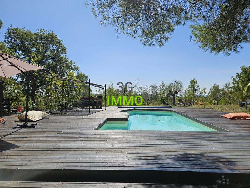 Maison - 160 m² - 6 pièces