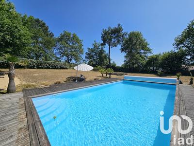 Maison - 145 m² - 5 pièces