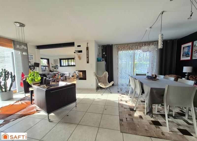 Maison - 172 m² - 7 pièces