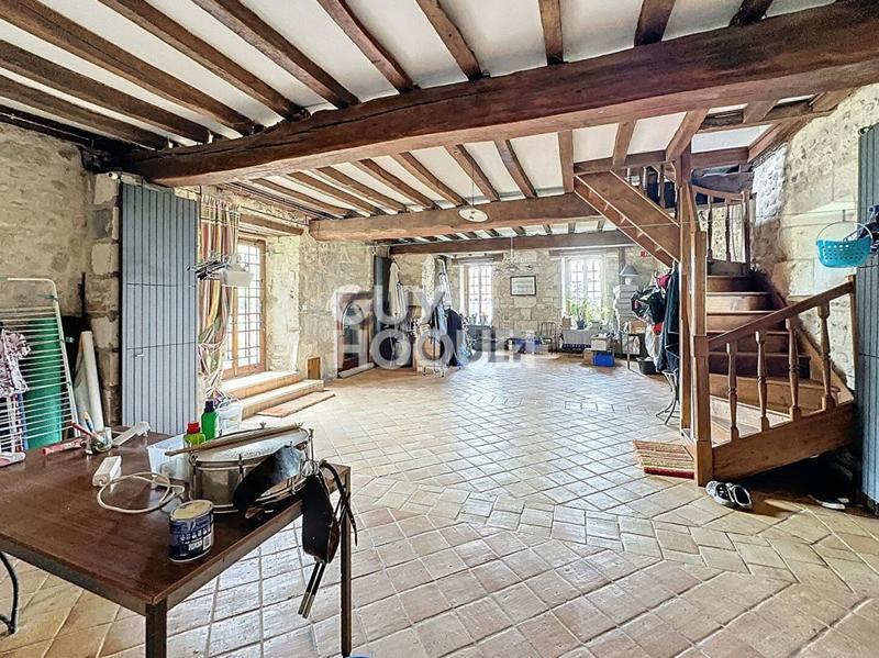 Maison - 200 m² - 8 pièces