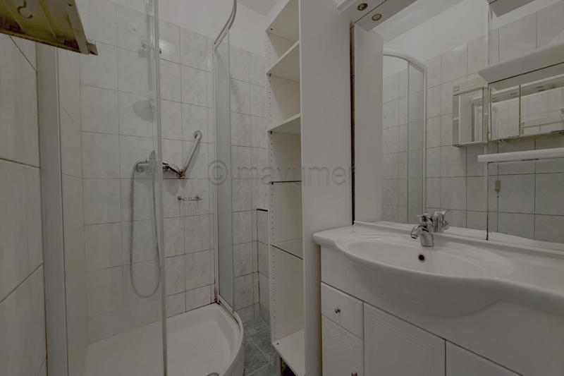 Appartement - 81 m² - 5 pièces