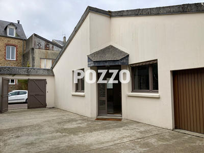 Local commercial - 77 m² - 3 pièces