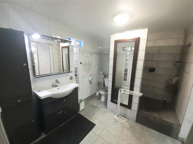 Maison - 157 m² - 6 pièces