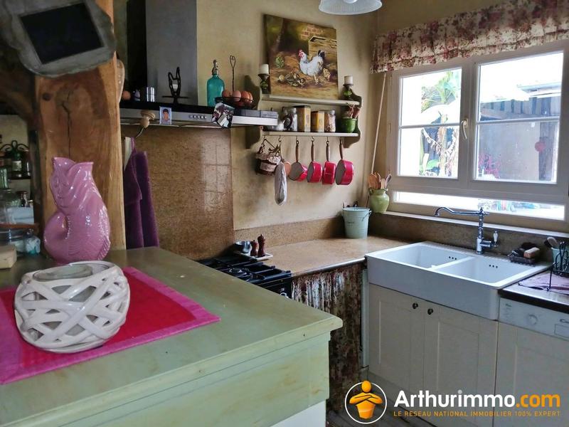 Maison - 228 m² - 9 pièces