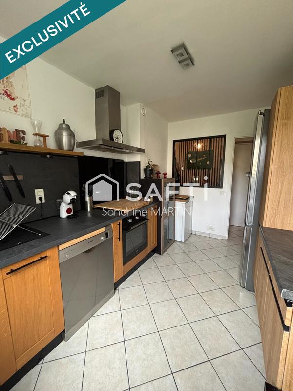 Appartement - 77 m² - 3 pièces