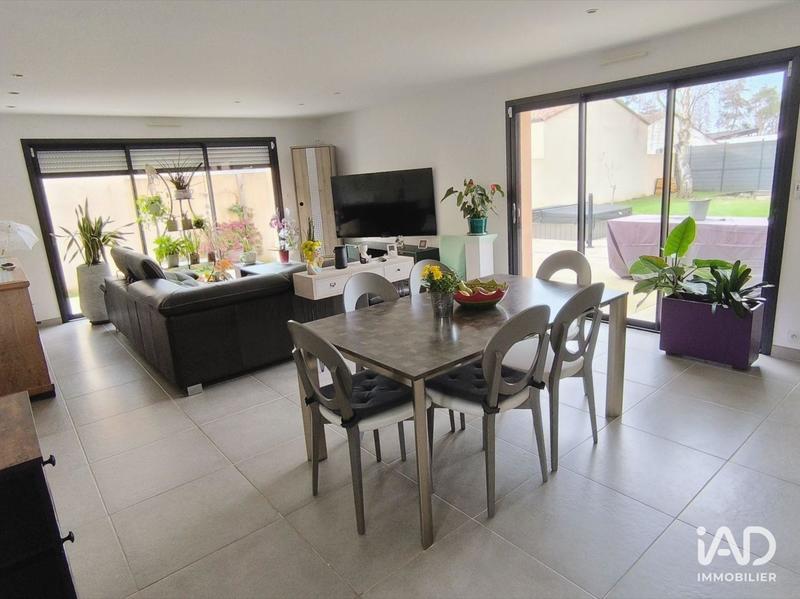 Maison - 112 m² - 6 pièces