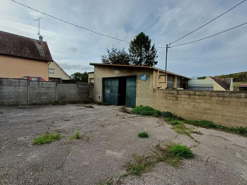 Immeuble - 142 m² - 2 pièces