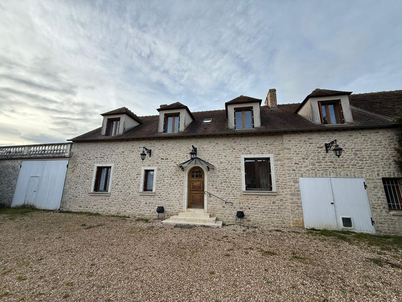 Maison - 122 m² - 6 pièces