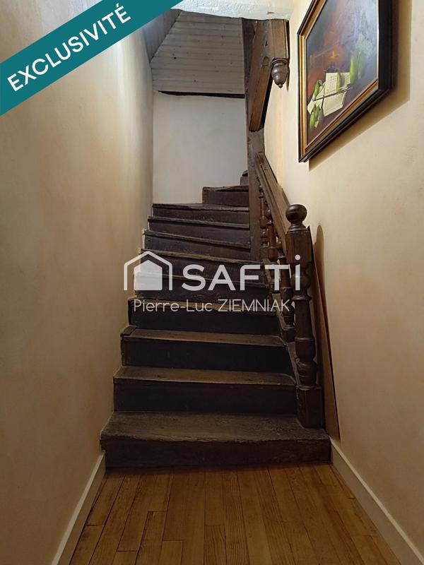 Maison - 204 m² - 7 pièces