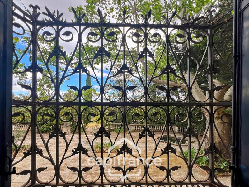 Maison de maîtres - 305 m² - 12 pièces