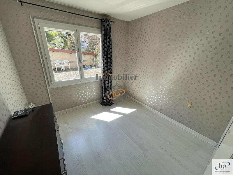 Appartement - 90 m² - 4 pièces