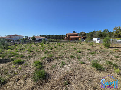 Terrain - 682 m²