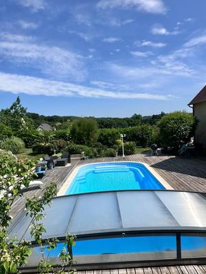 Maison - 275 m² - 9 pièces