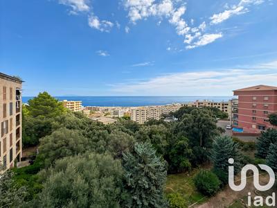 Duplex - 91 m² - 4 pièces