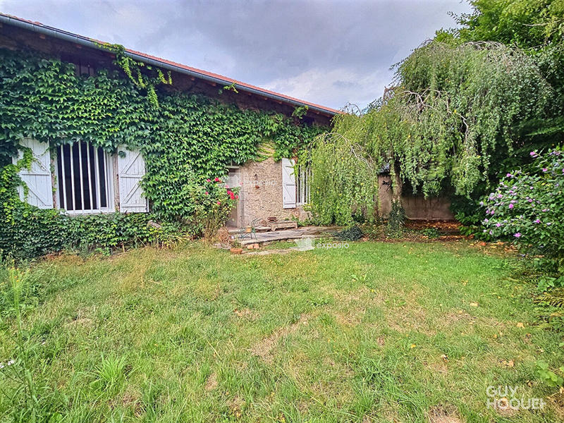 Maison - 202 m² - 8 pièces