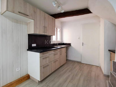 Appartement - 60 m² - 4 pièces