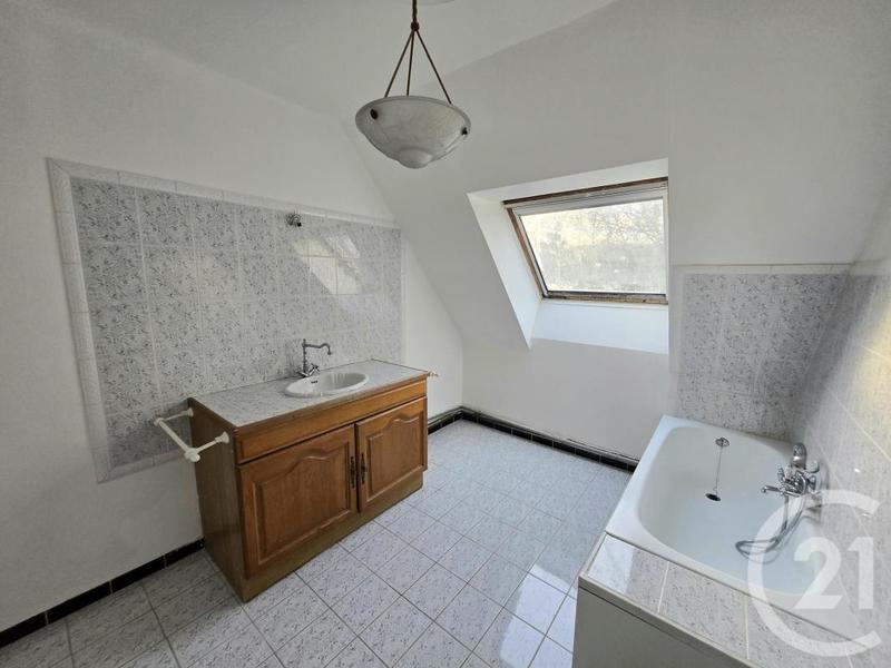 Maison - 140 m² - 7 pièces