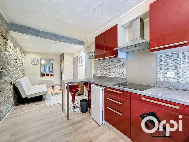 Studio - 20 m² - 1 pièce