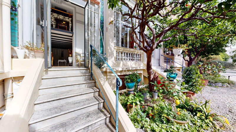 Appartement - 67 m² - 2 pièces