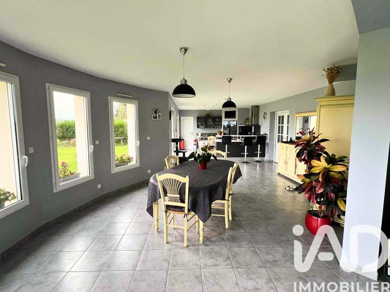 Maison - 185 m² - 6 pièces