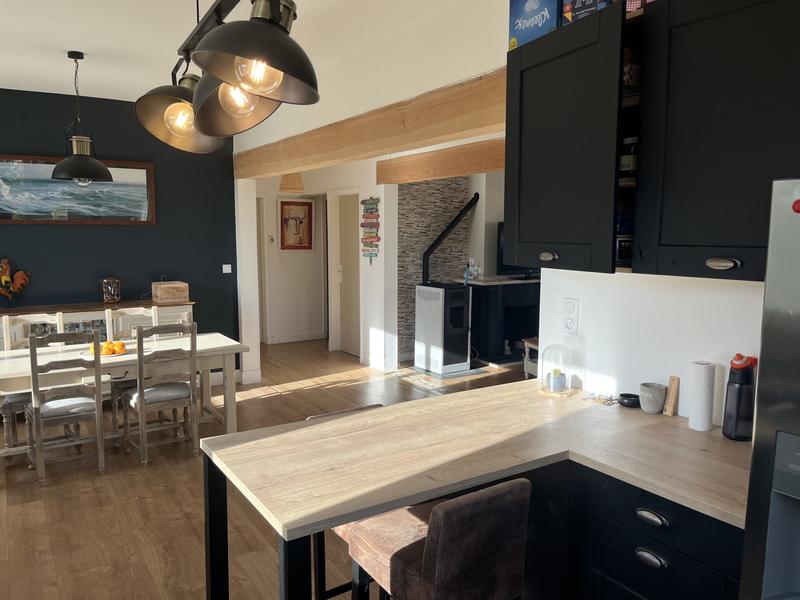 Maison - 85 m² - 5 pièces