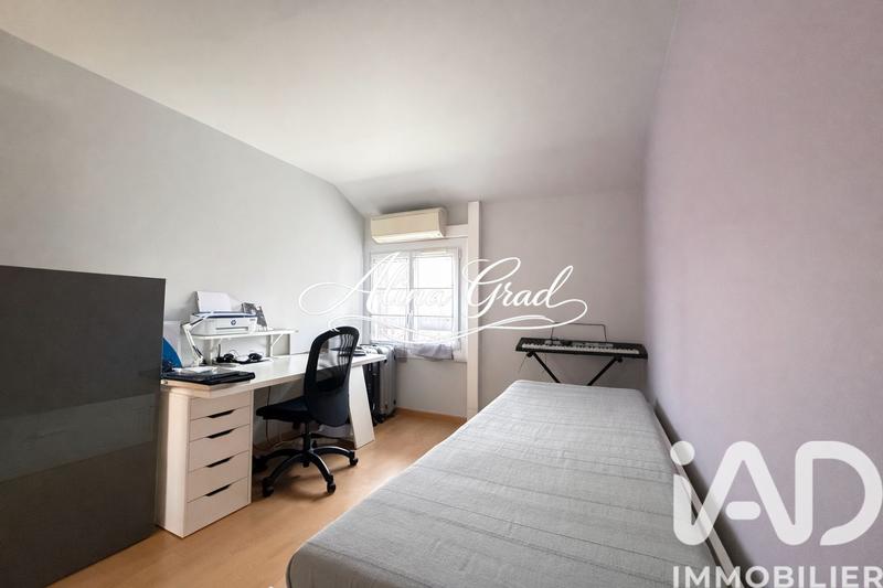 Maison - 88 m² - 5 pièces