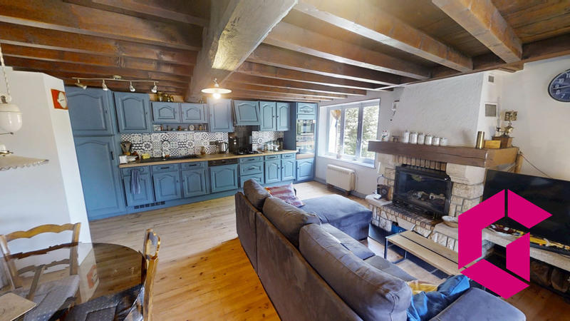 Maison ancienne - 170 m² - 4 pièces