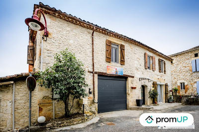 Maison - 202 m² - 5 pièces