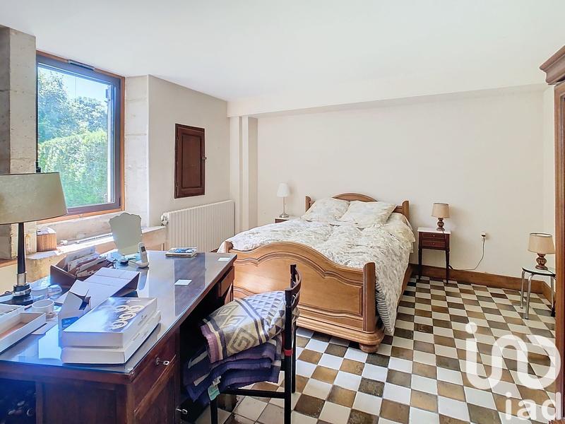 Maison - 357 m² - 2 pièces