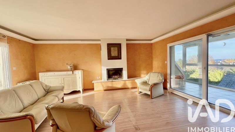 Maison - 149 m² - 6 pièces