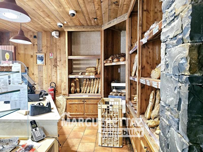 Local commercial - 170 m² - 170 pièces