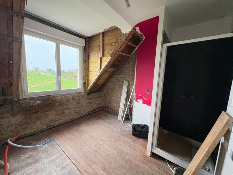 Maison - 104 m² - 4 pièces