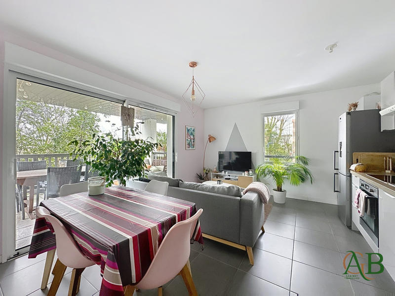 Appartement - 55 m² - 3 pièces