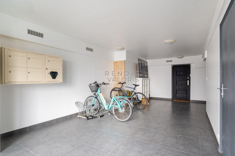 Appartement - 124 m² - 6 pièces