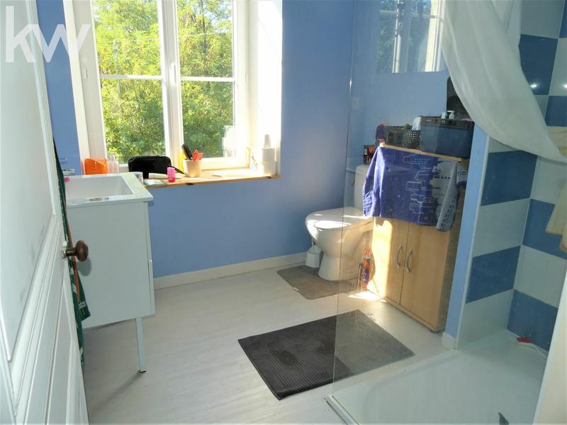 Maison - 279 m² - 8 pièces