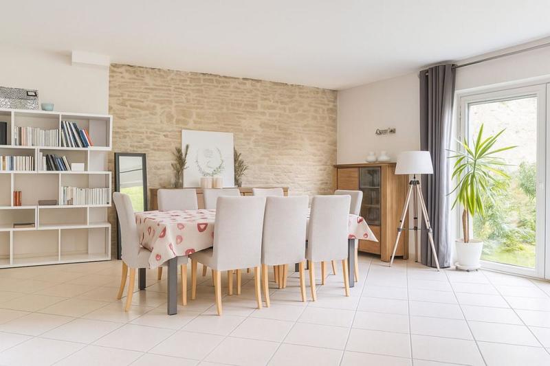 Maison - 99 m² - 4 pièces