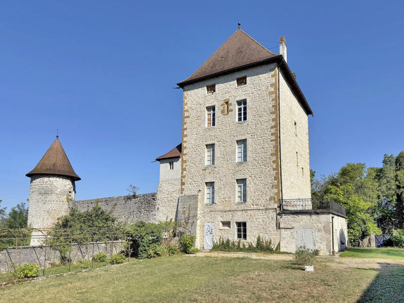 Château - 398 m² - 14 pièces