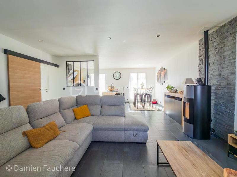 Maison traditionnelle - 80 m² - 5 pièces