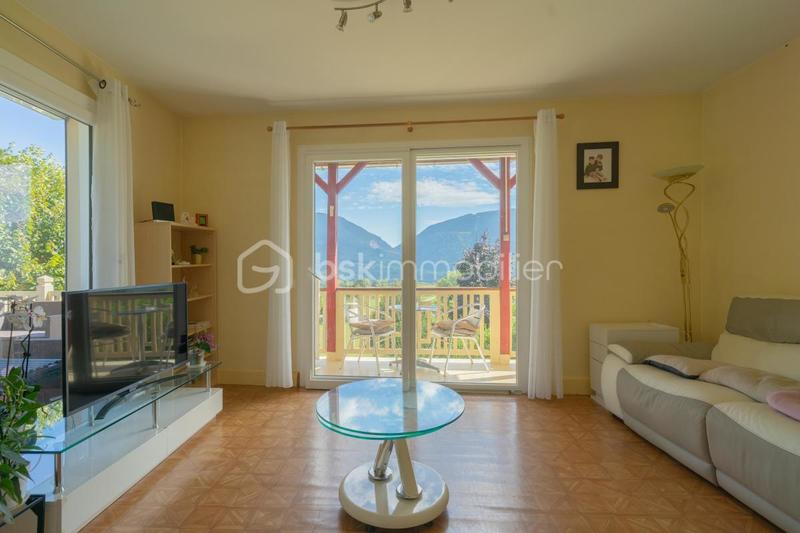 Maison traditionnelle - 100 m² - 4 pièces