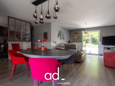 Maison - 101 m² - 4 pièces