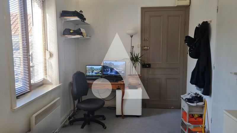 Immeuble - 5 pièces