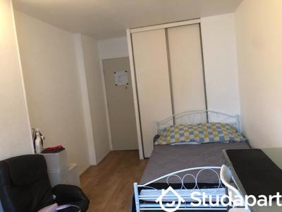 Chambre - 17 m² - 1 pièce