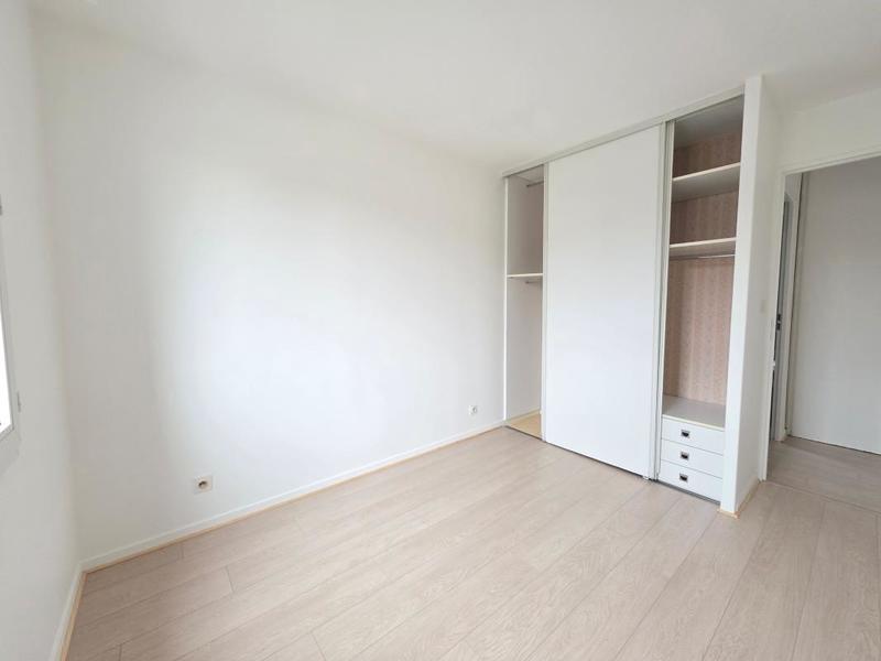 Appartement - 82 m² - 3 pièces