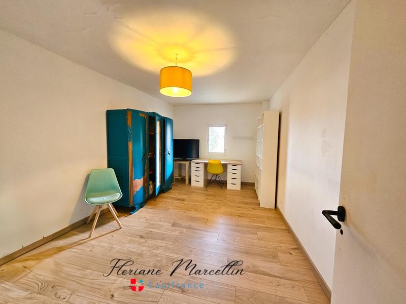 Appartement - 197 m² - 6 pièces