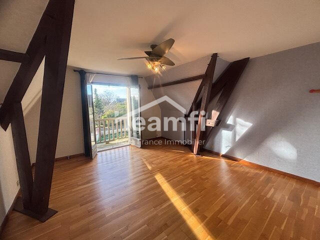 Maison - 245 m² - 7 pièces